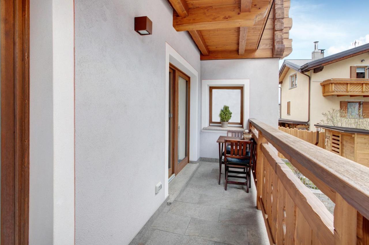 Casa Al Rin Ski Bike And Wellness Isolaccia Exteriör bild