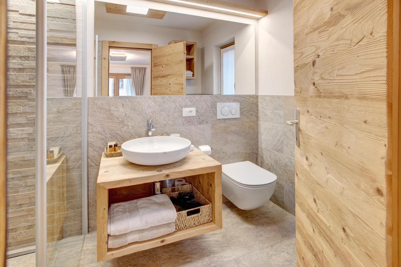 Casa Al Rin Ski Bike And Wellness Isolaccia Exteriör bild
